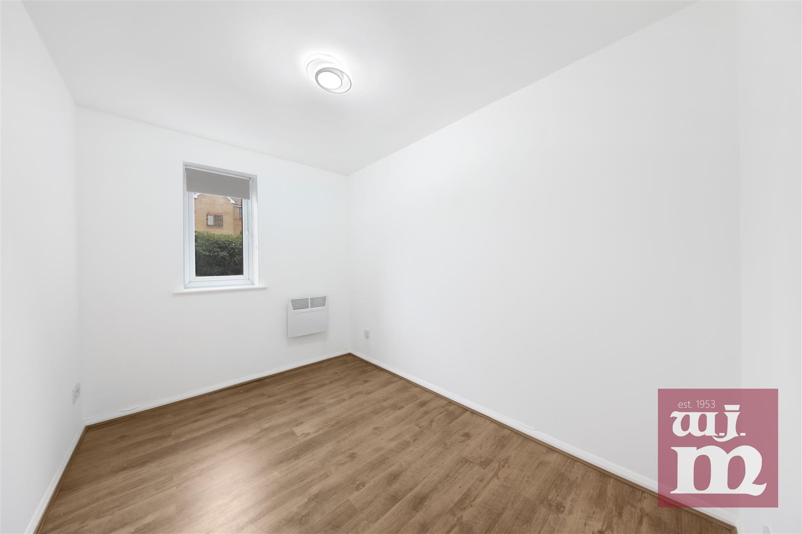 Draycott Close, Whistperwood